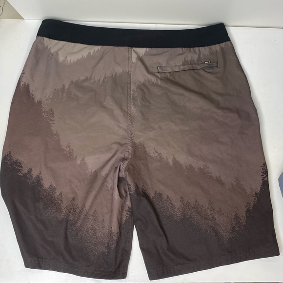 Ten Tree Mens 10" Swim Trunks Size 36 - Picture 2 of 3